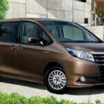 6-seater-toyota-noah